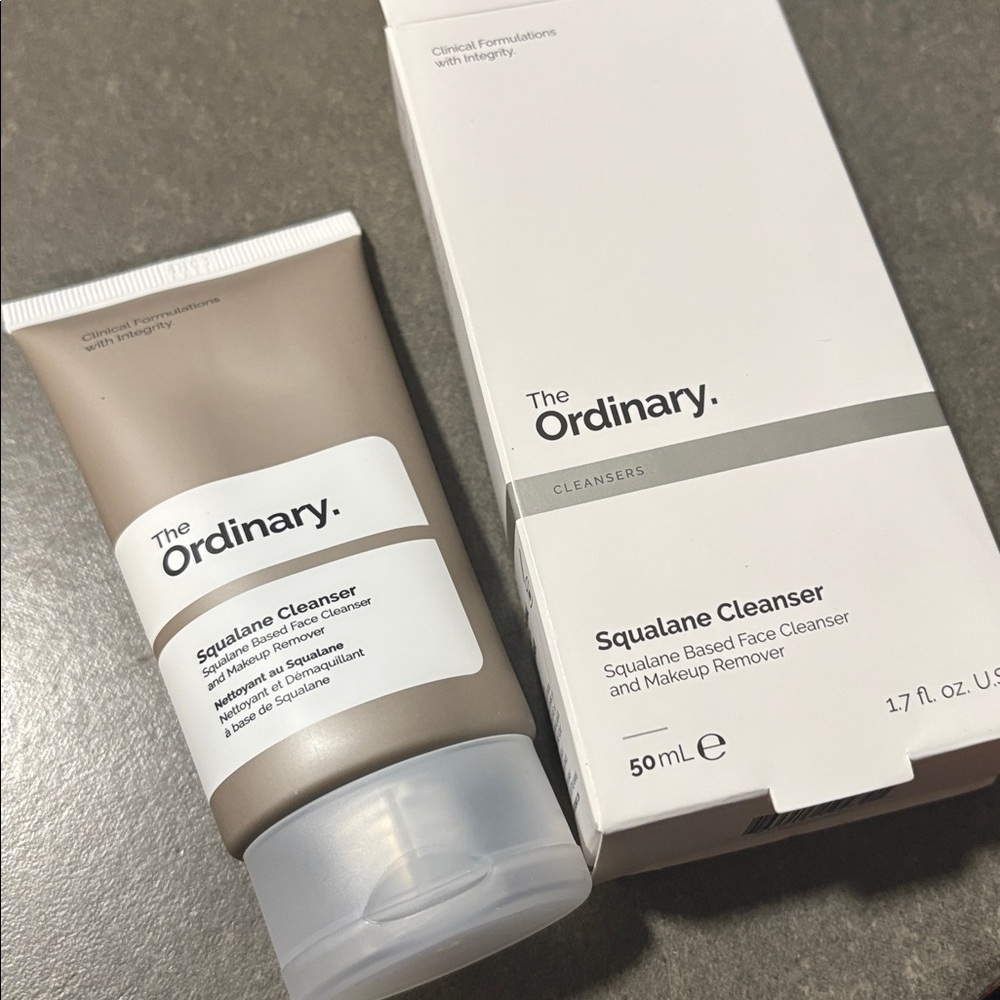 The Ordinary Squalane Cleanser - Based Face Cleanser & MakeupRem 1.7 fl oz/ 50ml - Picture 4 of 4